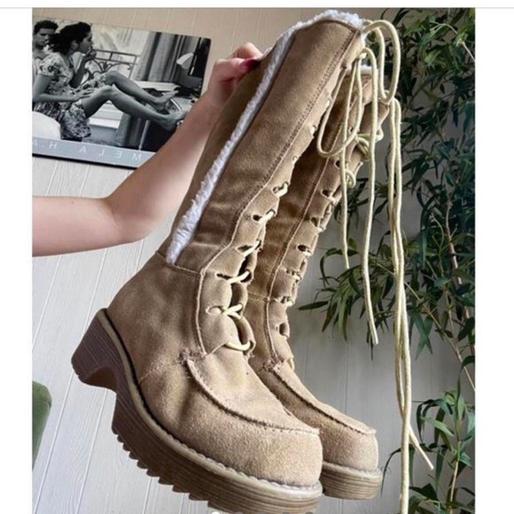 Nevada y2k Demonia Styled Beige
Boots With White Fur Lining - Picture 1 of 1